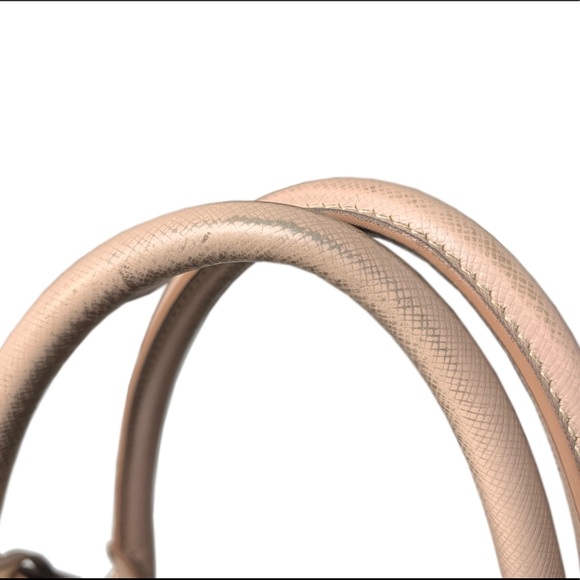 Authentic Prada Saffiano Leather Gardner’s… - Picture 4 of 8